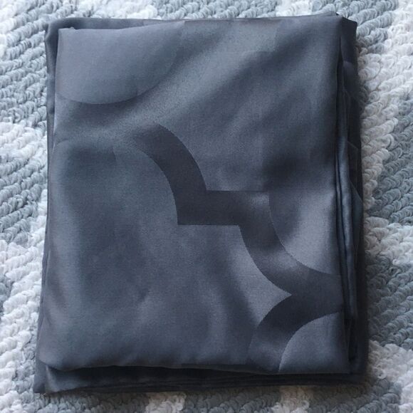 Pair of Shams - Picture 1 of 12